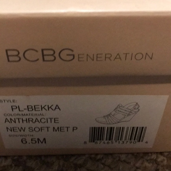 BCBGeneratiom wedge heels - Picture 6 of 6